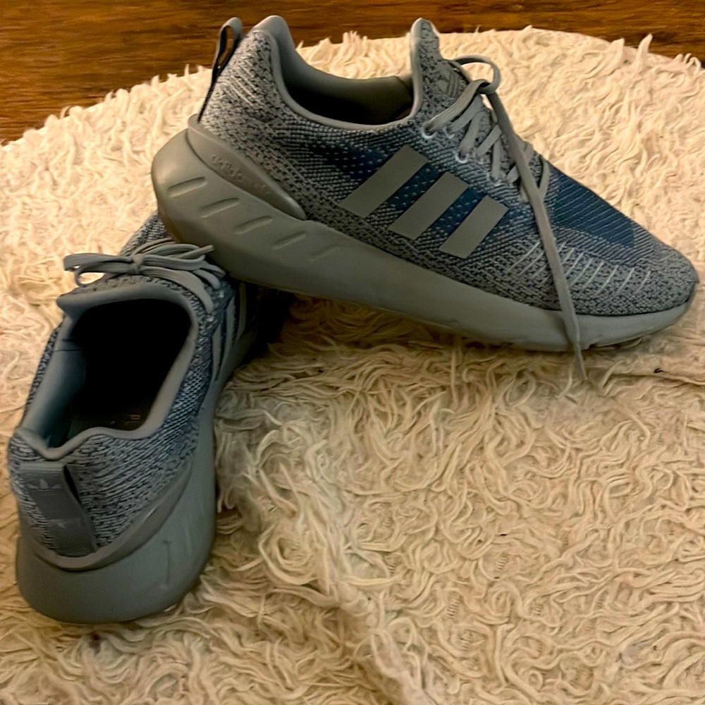 NIKE SWIFRTRUNS!! 😍😍🥰🥰🤩🤩🤩